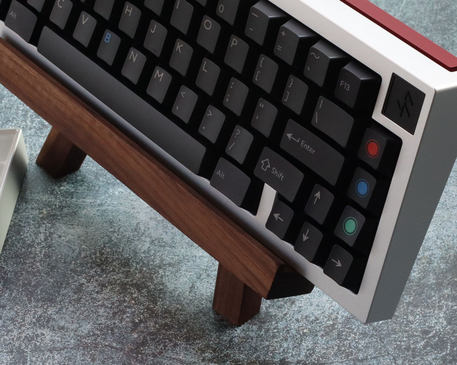 KBDfans PBTfans Retro Dark Lights - Base Kit - MaxGaming.gg