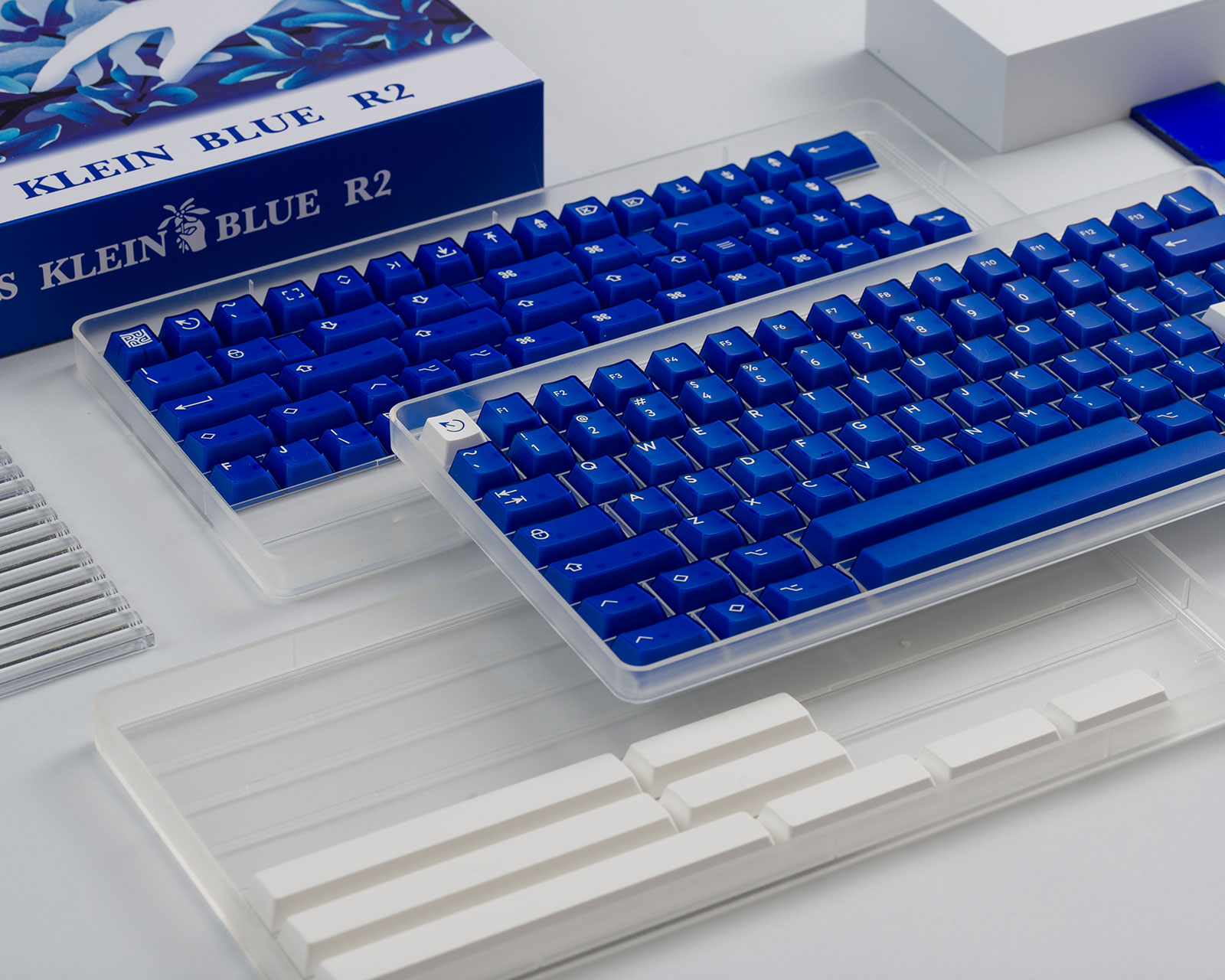 KBDFANS PBTFANS KLEIN BLUE R2キーキャップ