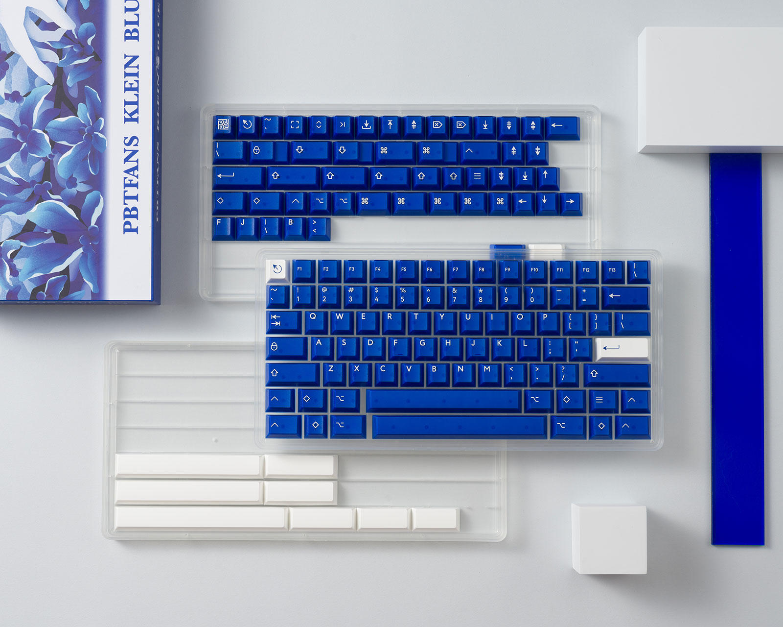 PBTfans  Blue R2 キーキャップ KBDFANS PBTFANS KLEIN BLUE R2キーキャップ