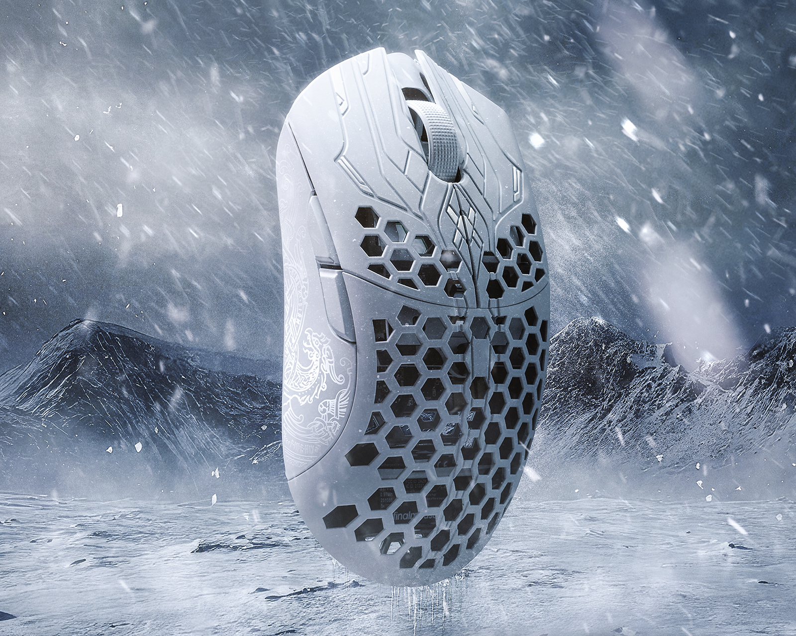 Finalmouse ULX Frostlord - Small - MaxGaming.gg