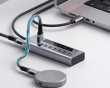 USB-C-Hub mit Ladestation und LED-Anzeige